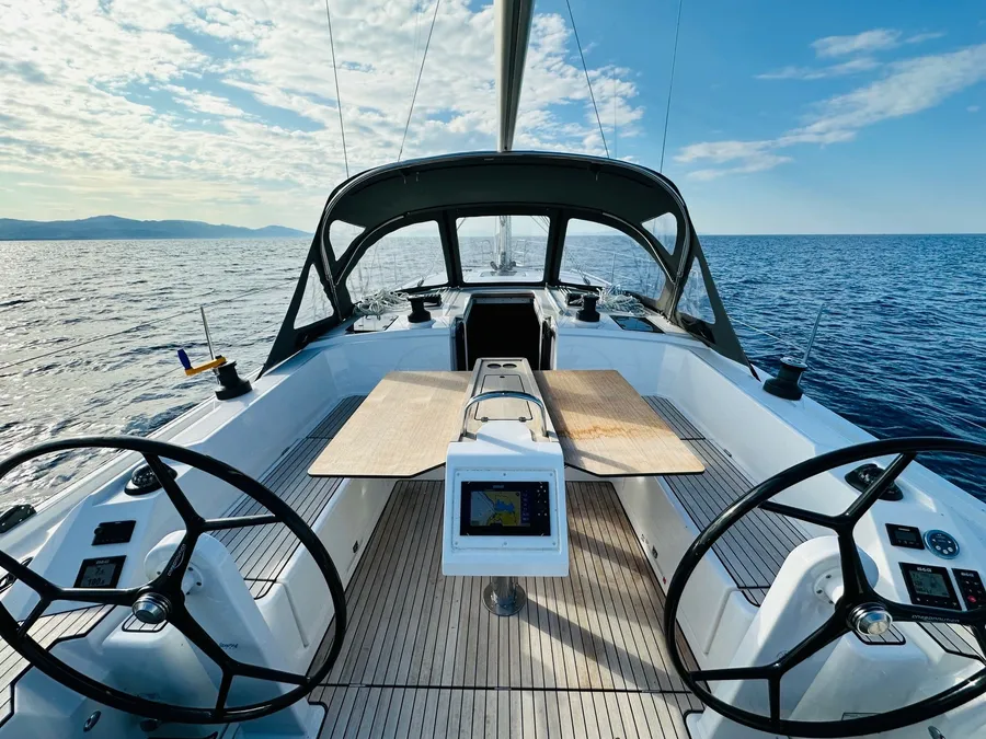 Bavaria C42